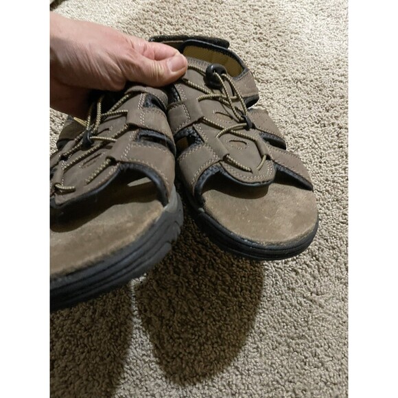 NWOT Men\'s BASS brown suede sandals Size 11 walking/ hiking open toe main image 4